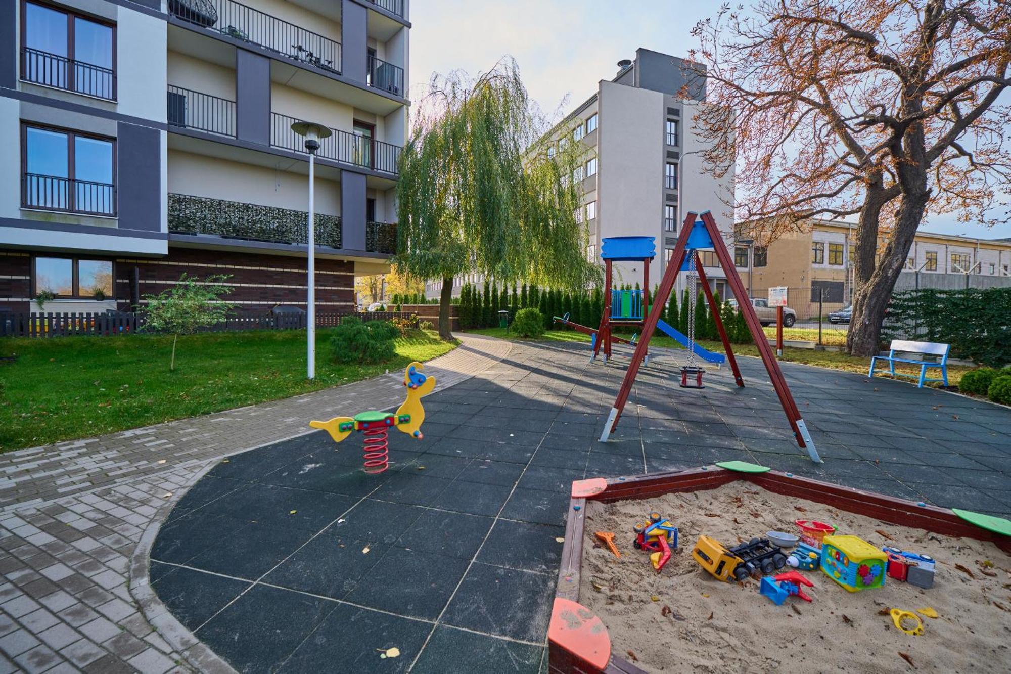 Comfortable Apartment Krakowska Wroclaw With Free Parking By Noclegi Renters Exterior photo